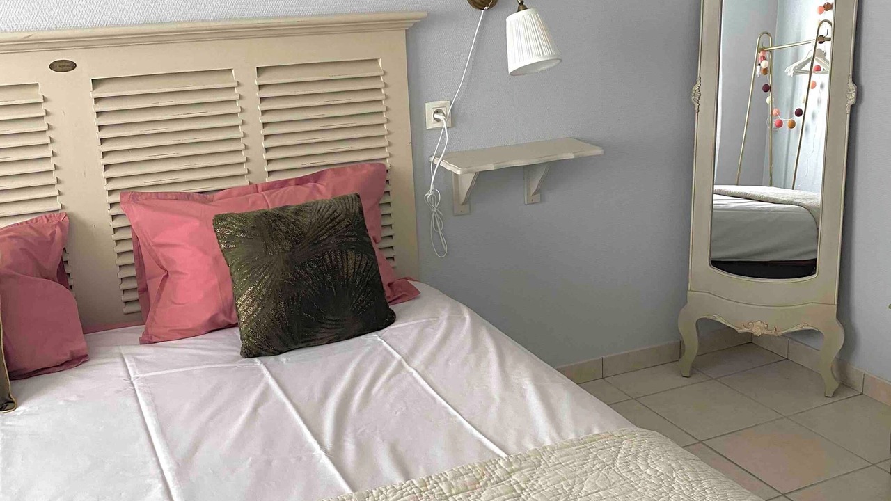 Photo of Bedroom in Saint-Georges-sur-Cher