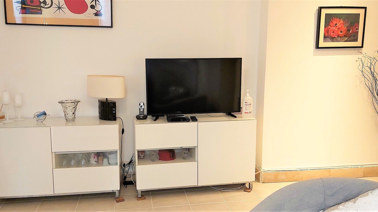 Photo of Livingroom in Opera