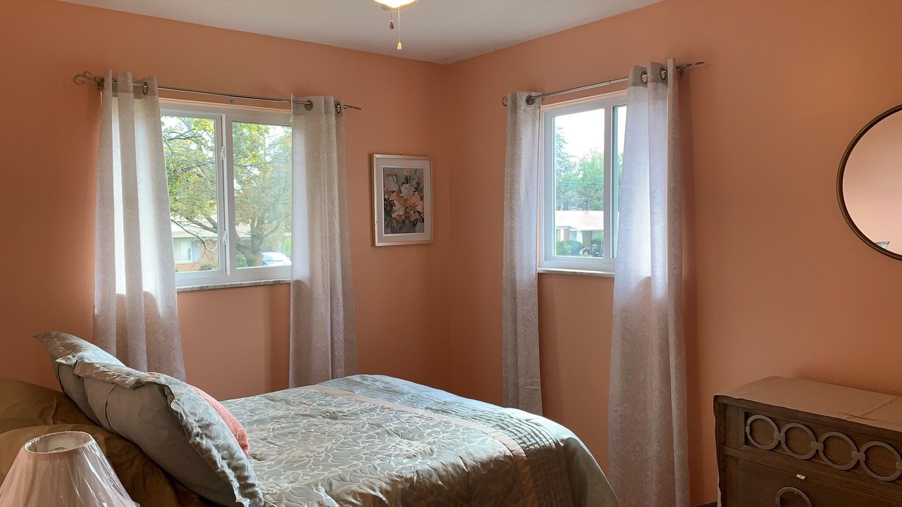 Photo of Bedroom in Flint