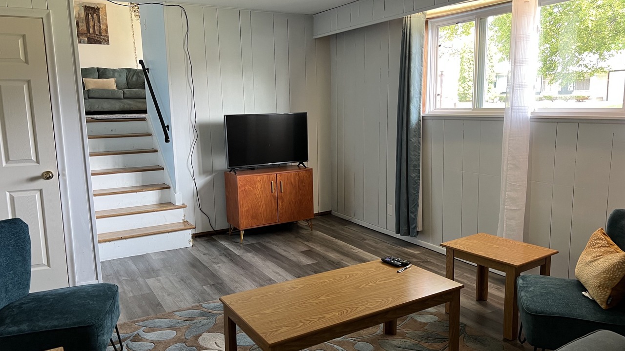 Photo of Livingroom in Flint