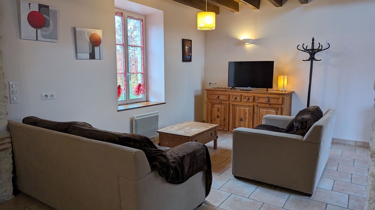 Photo of Livingroom in Cravant