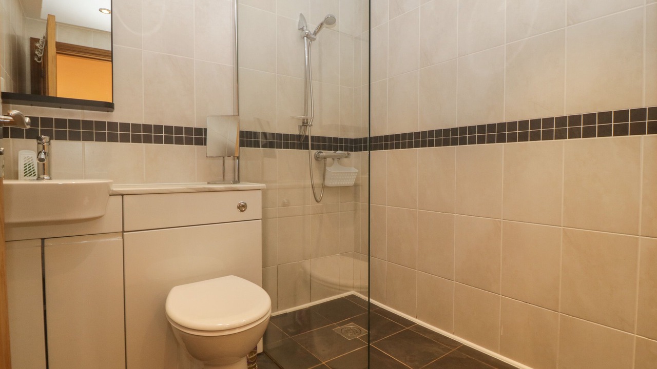 Photo of Bathroom in Parkend