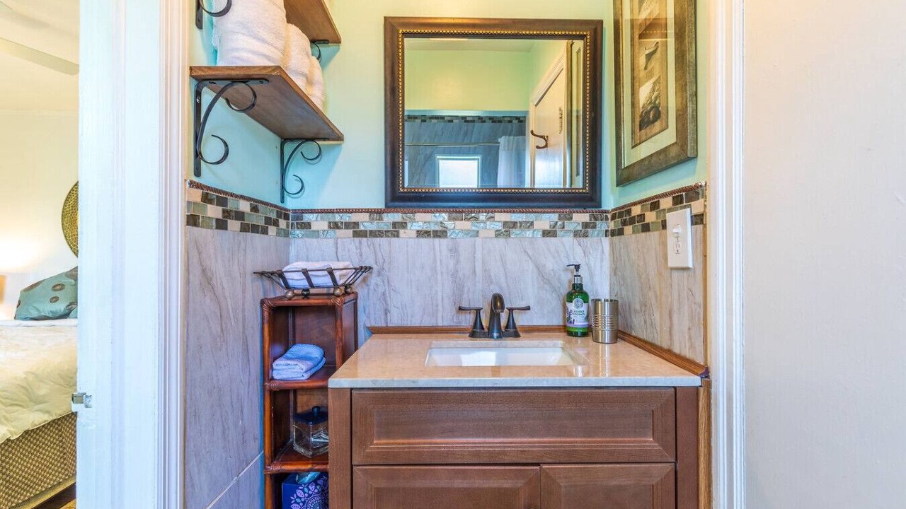 Photo of Bathroom in Indian Beach Sapphire Shores