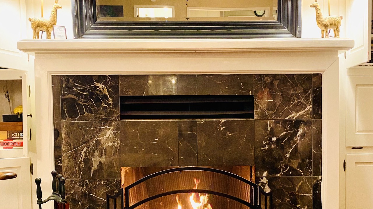 Photo of Livingroom in Los Alamos