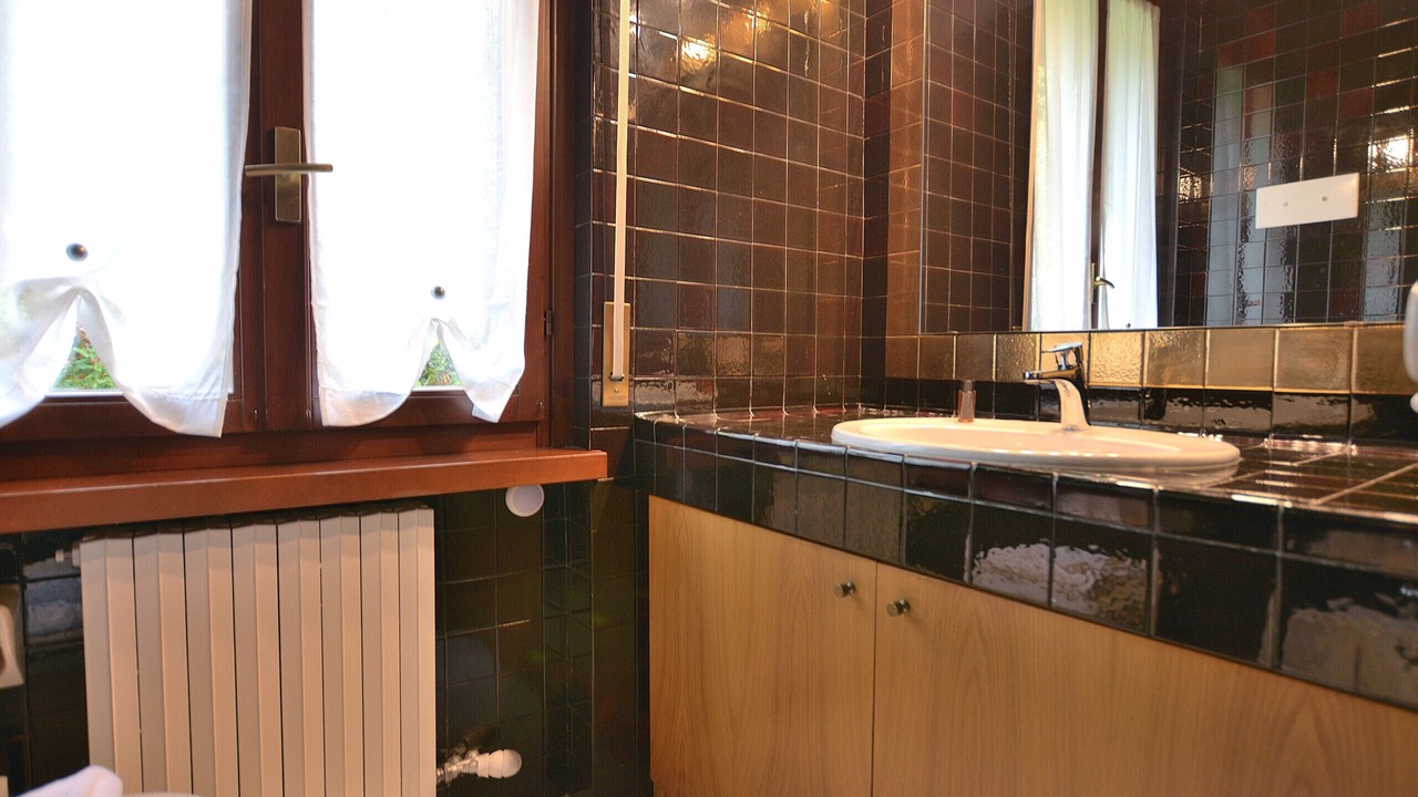 Photo of Bathroom in Frader