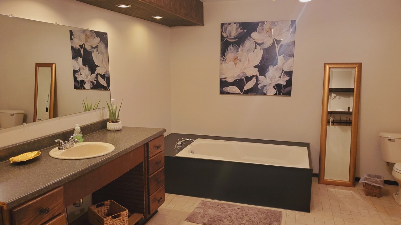 Photo of Bathroom in Murphysboro
