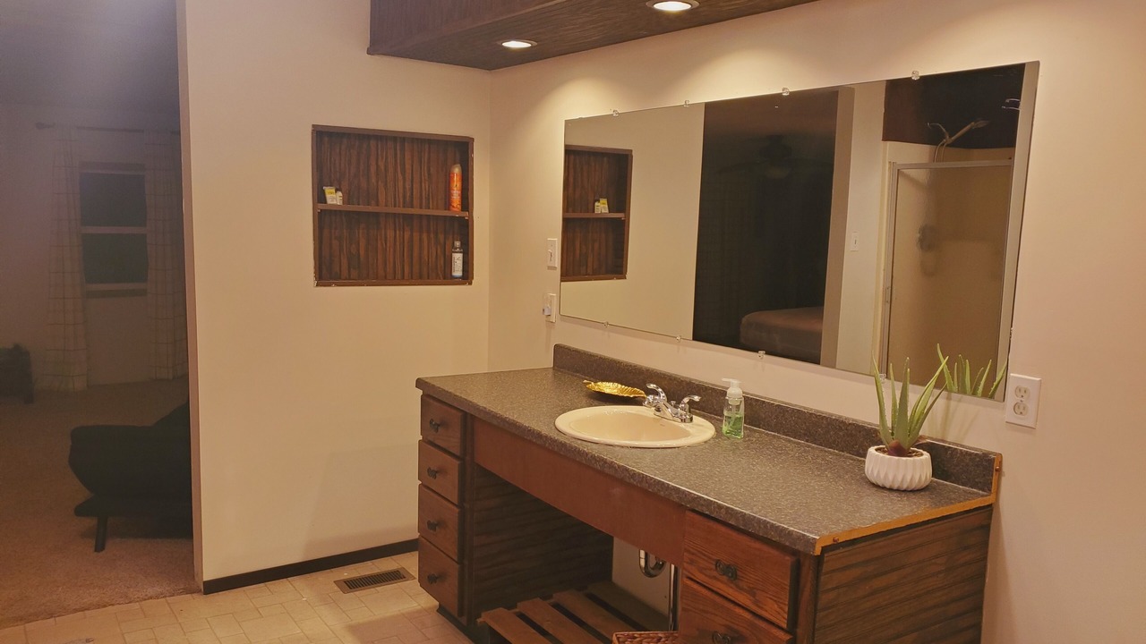 Photo of Bathroom in Murphysboro