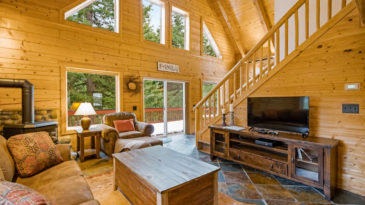 Photo of Livingroom in Hyak