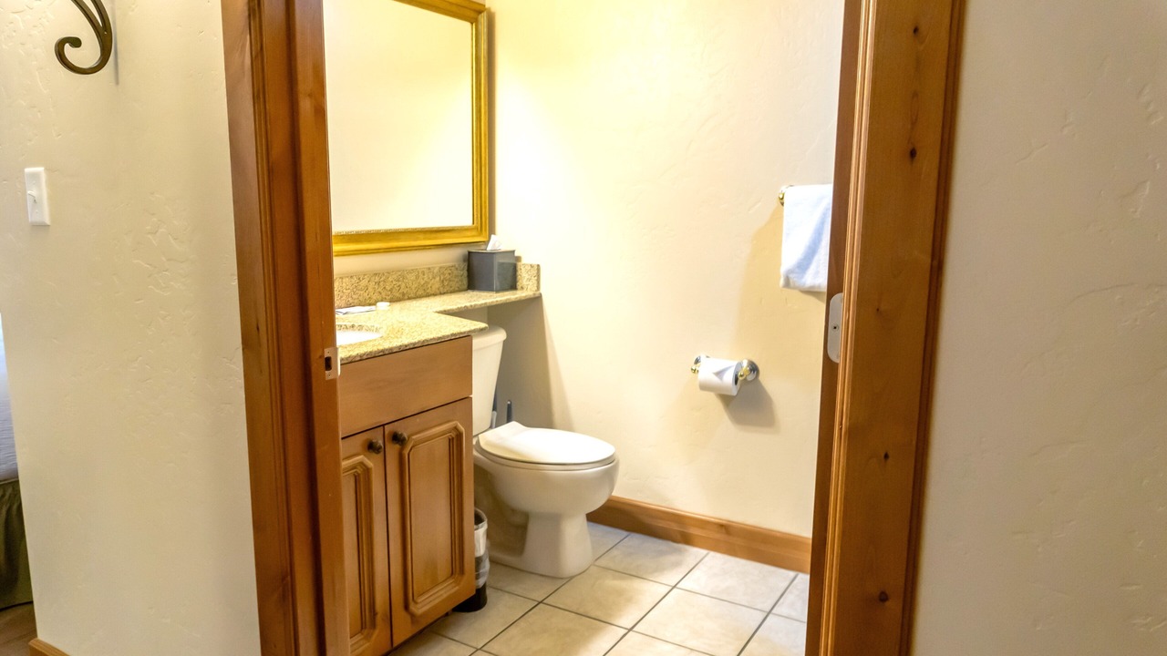 Photo of Bathroom in Midway