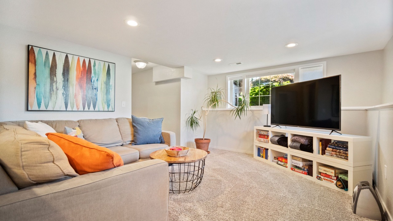 Photo of Livingroom in Fairwood
