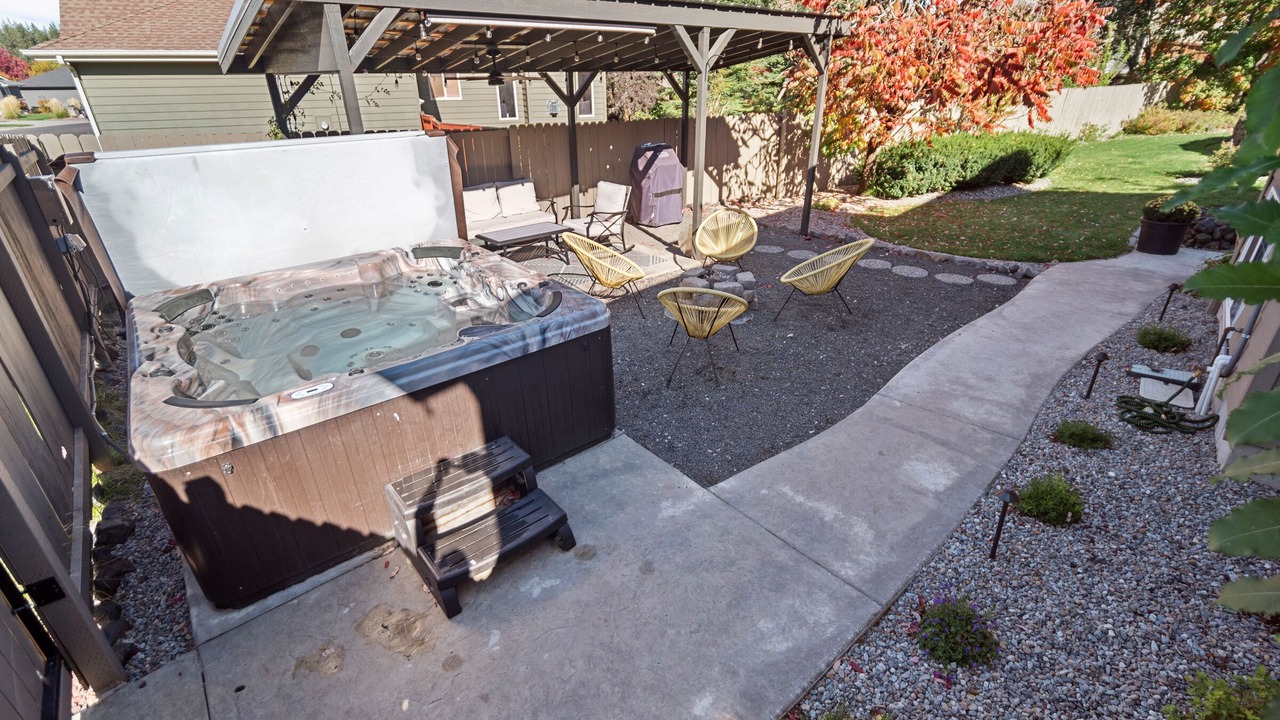 Photo of Outdoor in Fairwood