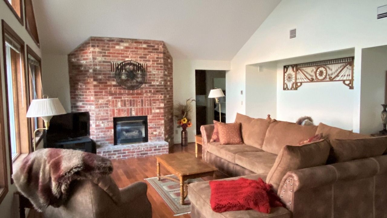 Photo of Bedroom in Lakeside