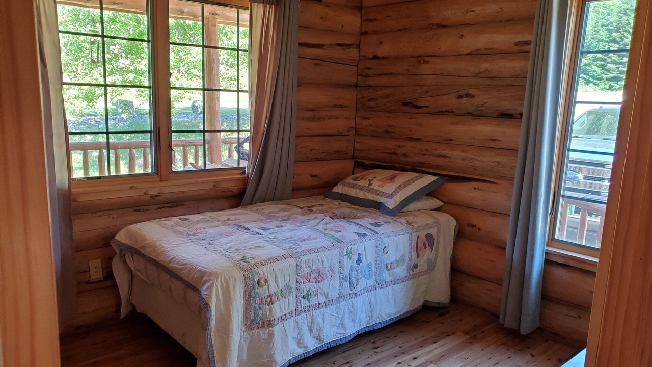 Photo of Bedroom in Calder