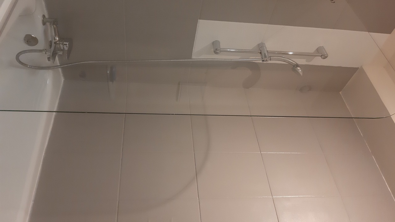 Photo of Bathroom in Noisy-sur-Ecole