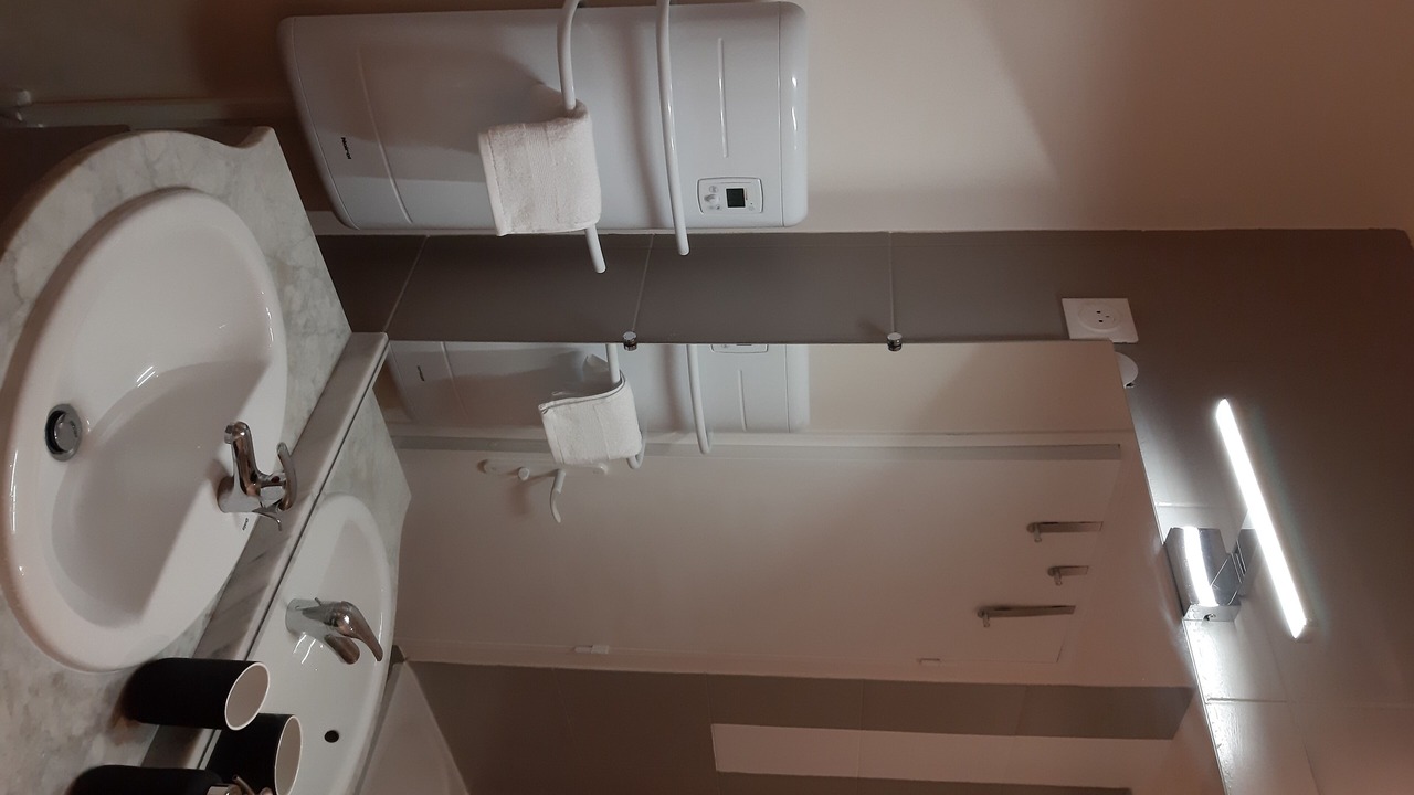 Photo of Bathroom in Noisy-sur-Ecole