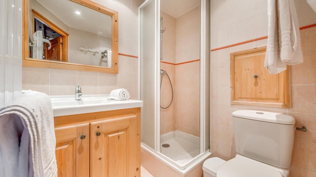 Photo of Bathroom in Les Almes
