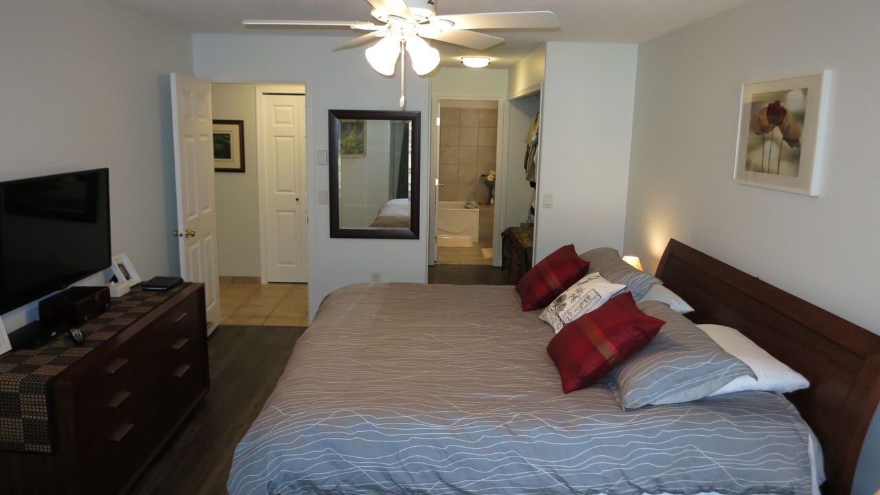 Photo of Bedroom in Okanagan-Similkameen