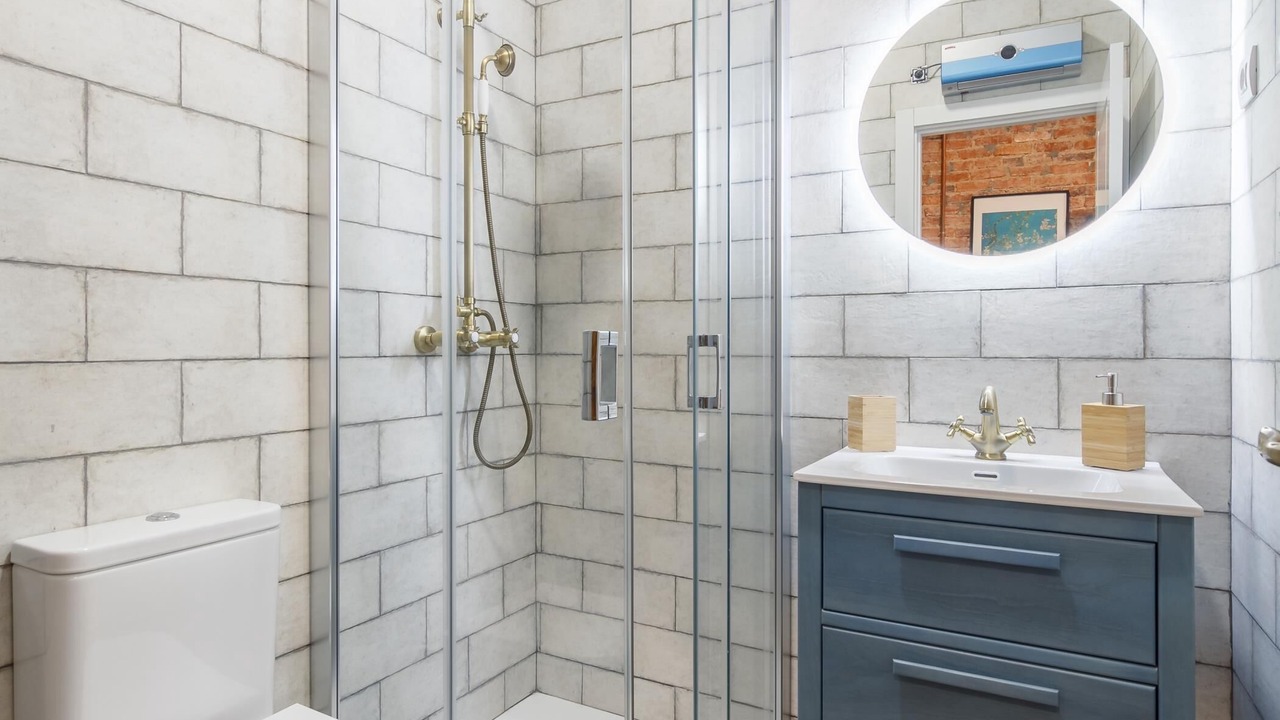 Photo of Bathroom in Bilbao Old Town