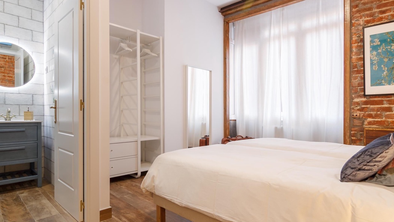 Photo of Bedroom in Bilbao Old Town