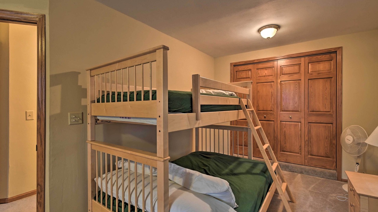 Photo of Bedroom in Lake Ripley