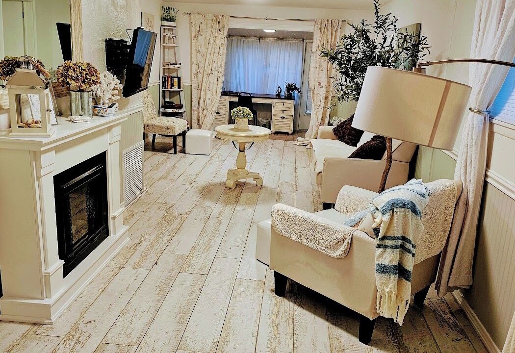 Photo of Livingroom in Newtown