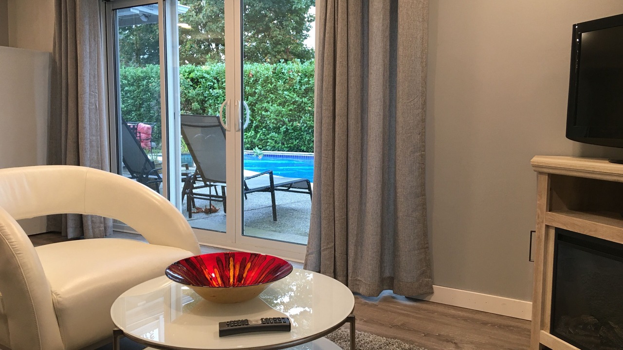 Photo of Livingroom in Coquitlam