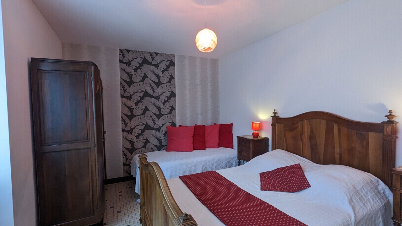Photo of Bedroom in Jeu-Maloches