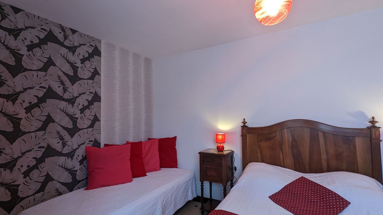 Photo of Bedroom in Jeu-Maloches