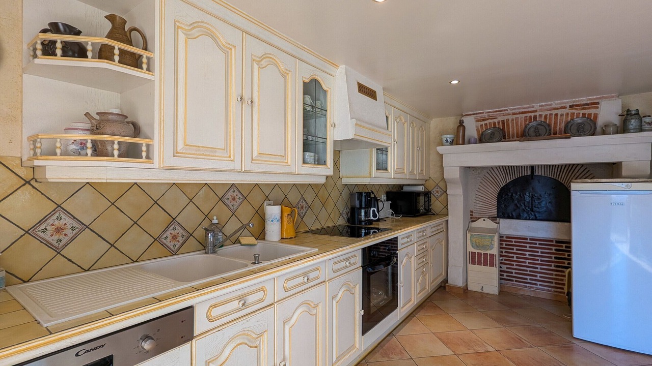 Photo of Kitchen in Vicq-sur-Nahon