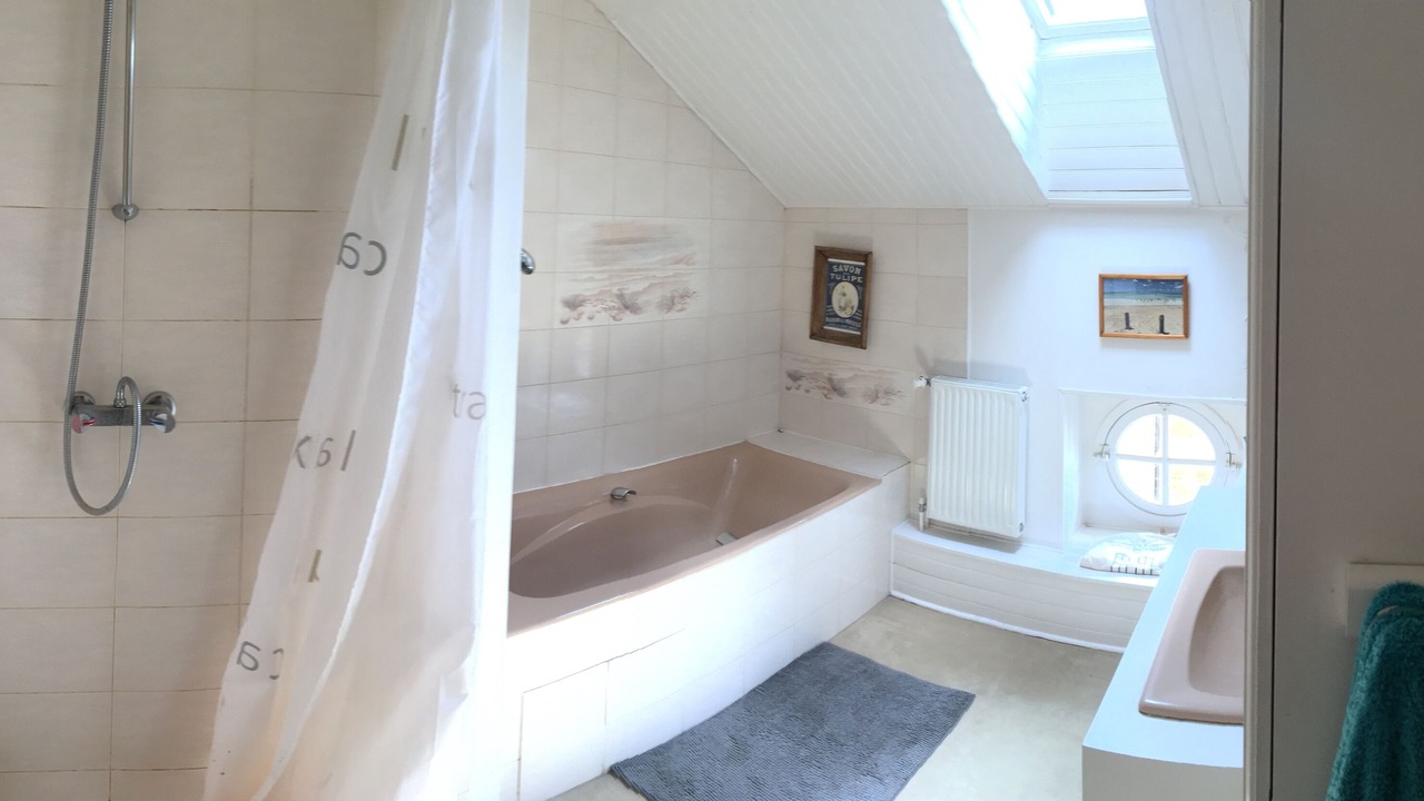 Photo of Bathroom in Morance