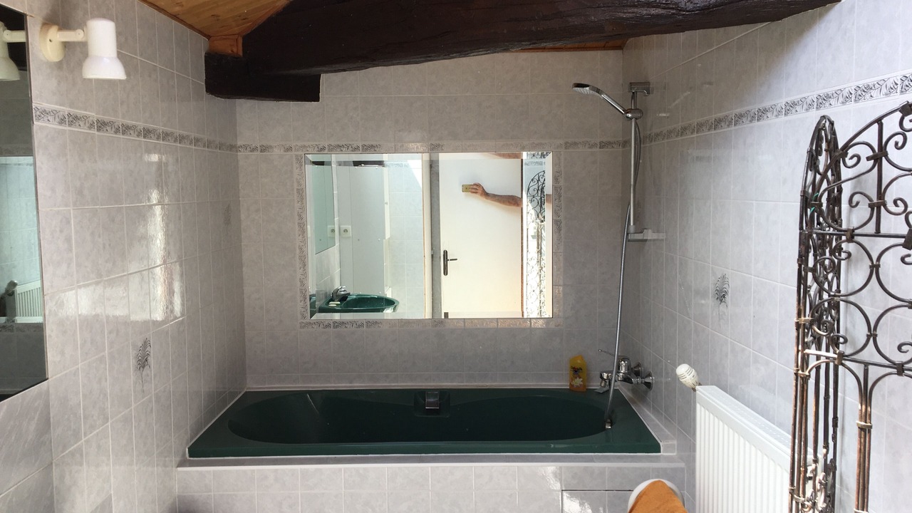 Photo of Bathroom in Morance