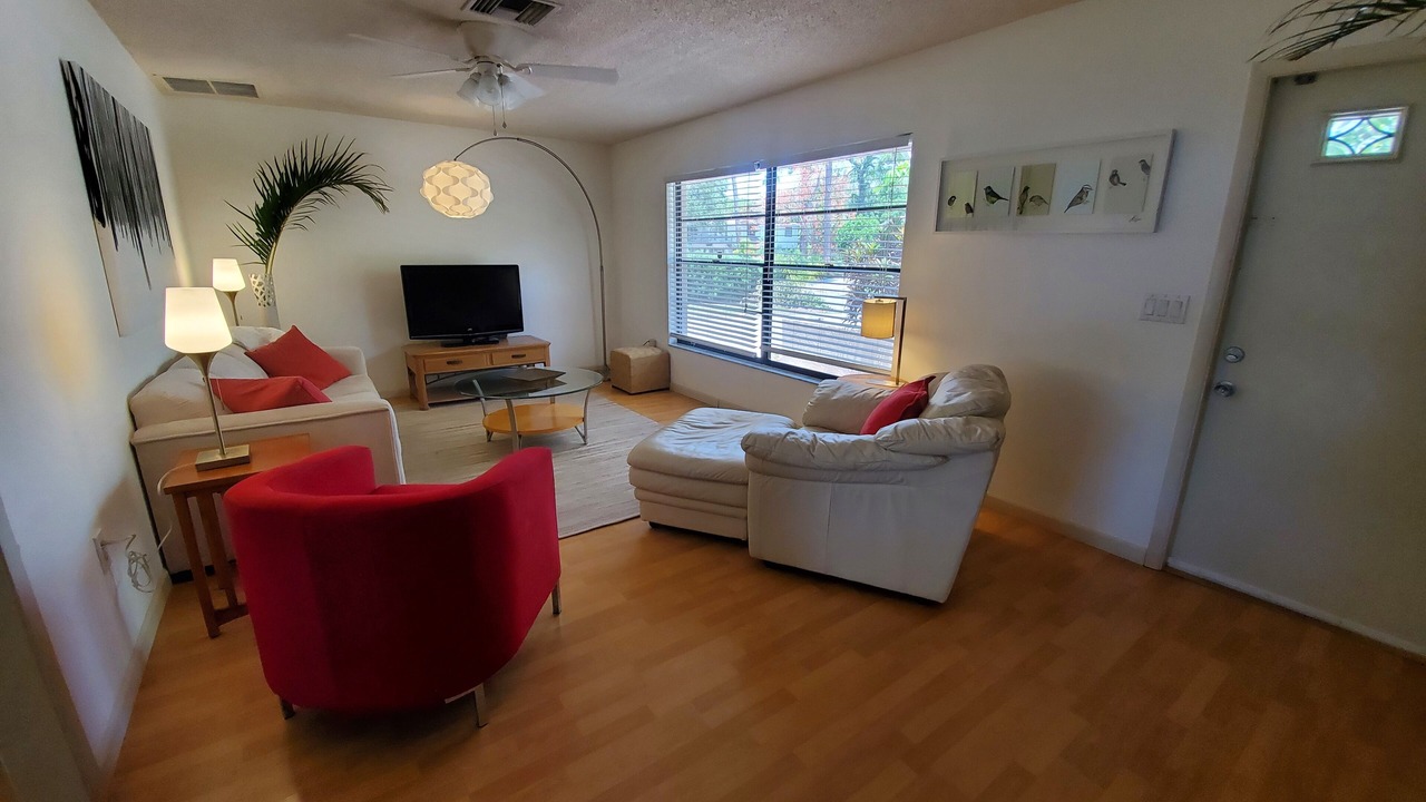 Photo of Livingroom in Bayou Oaks