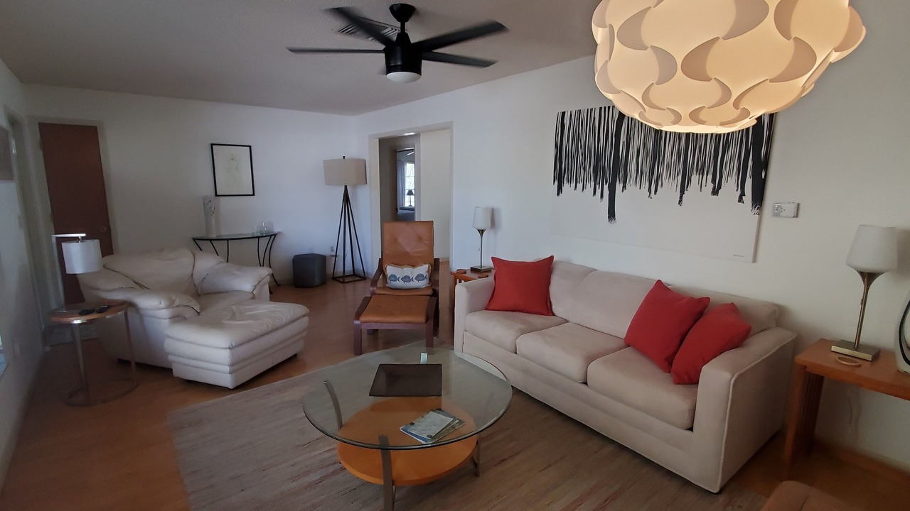 Photo of Livingroom in Bayou Oaks