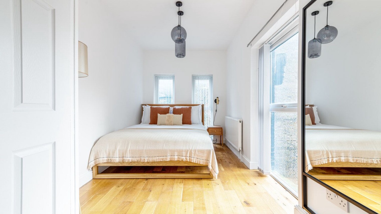 Photo of Bedroom in Lancaster Gate