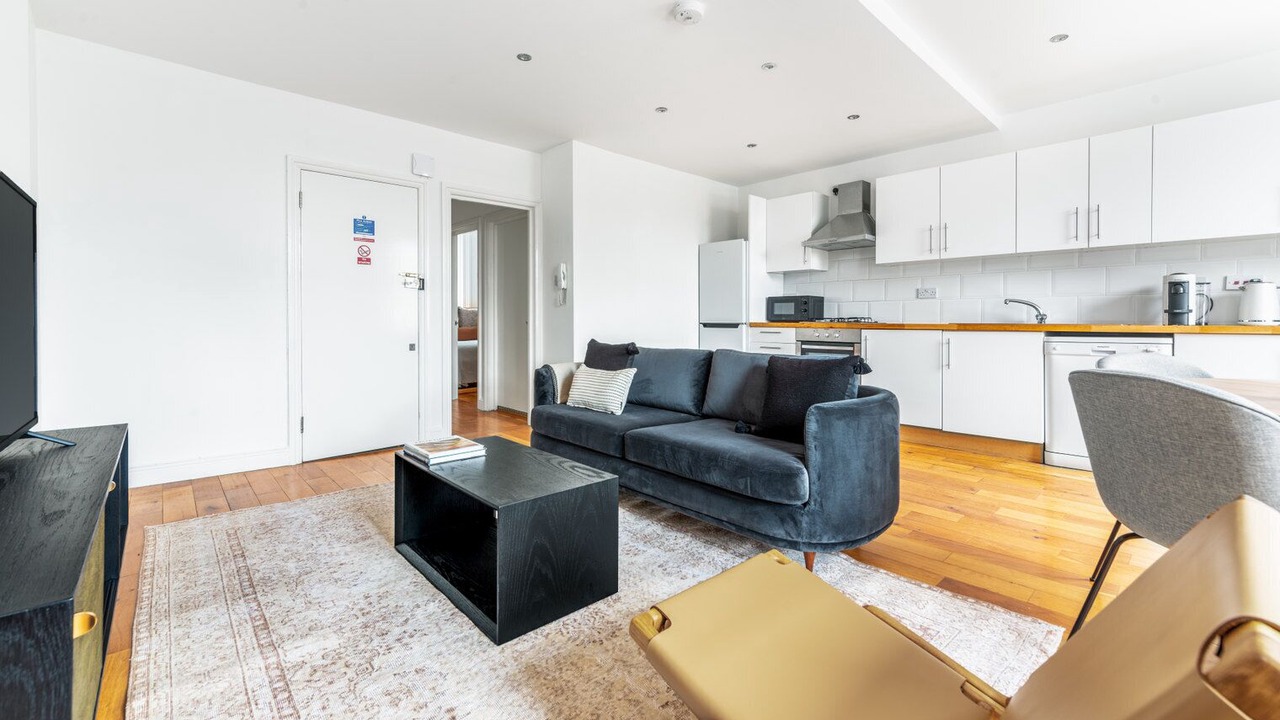 Photo of Livingroom in Lancaster Gate