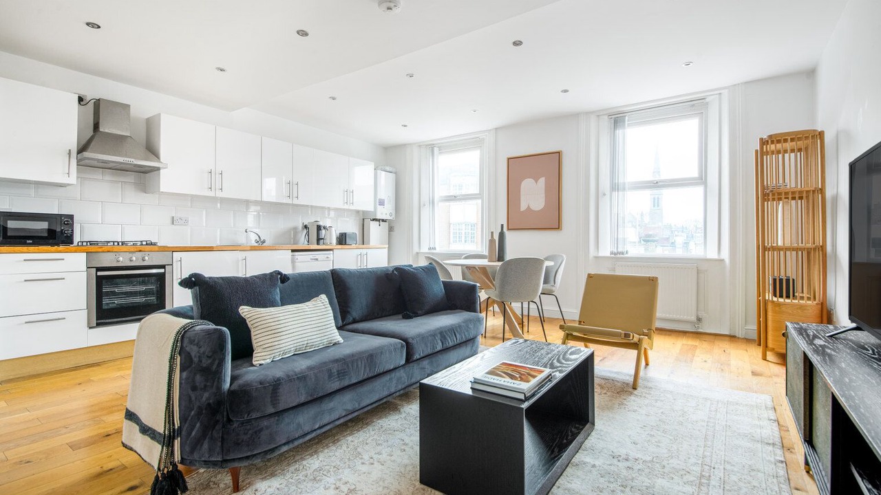 Photo of Livingroom in Lancaster Gate