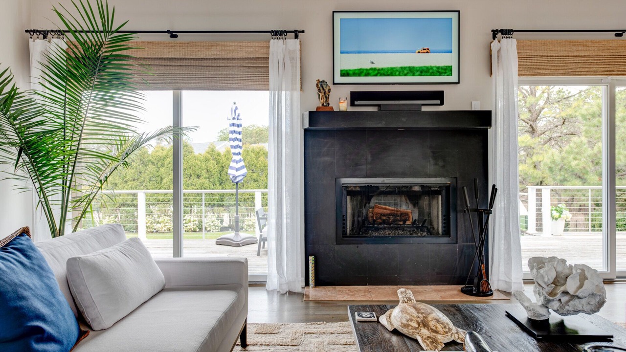 Photo of Livingroom in Shinnecock Hills