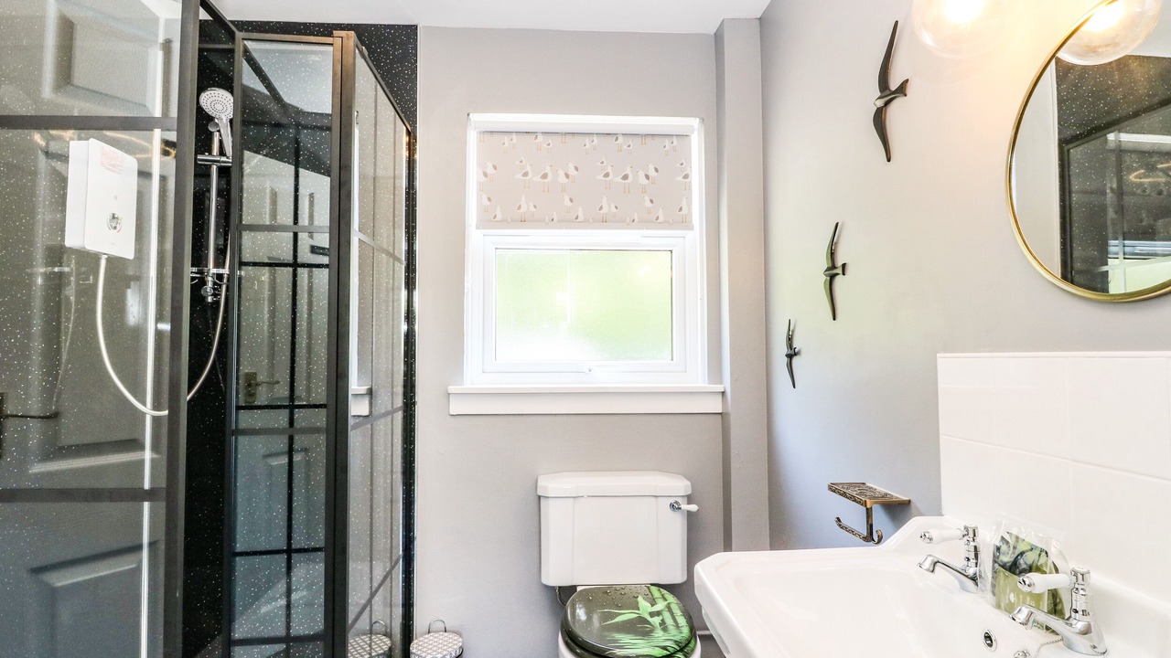 Photo of Bathroom in Lochgilphead