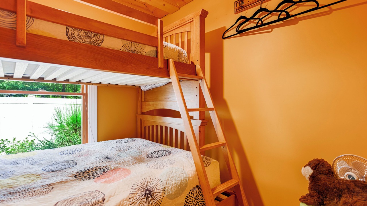 Photo of Bedroom in Honeoye