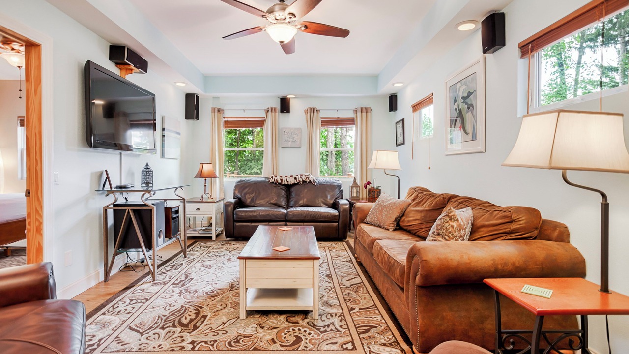 Photo of Livingroom in Honeoye