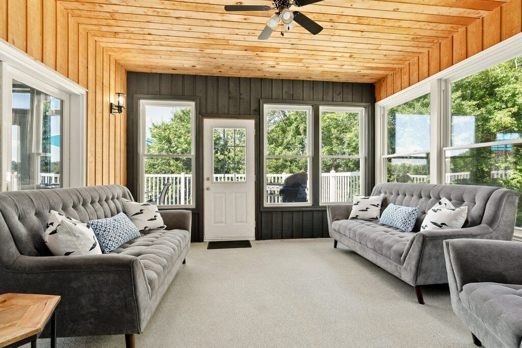 Photo of Livingroom in Armour