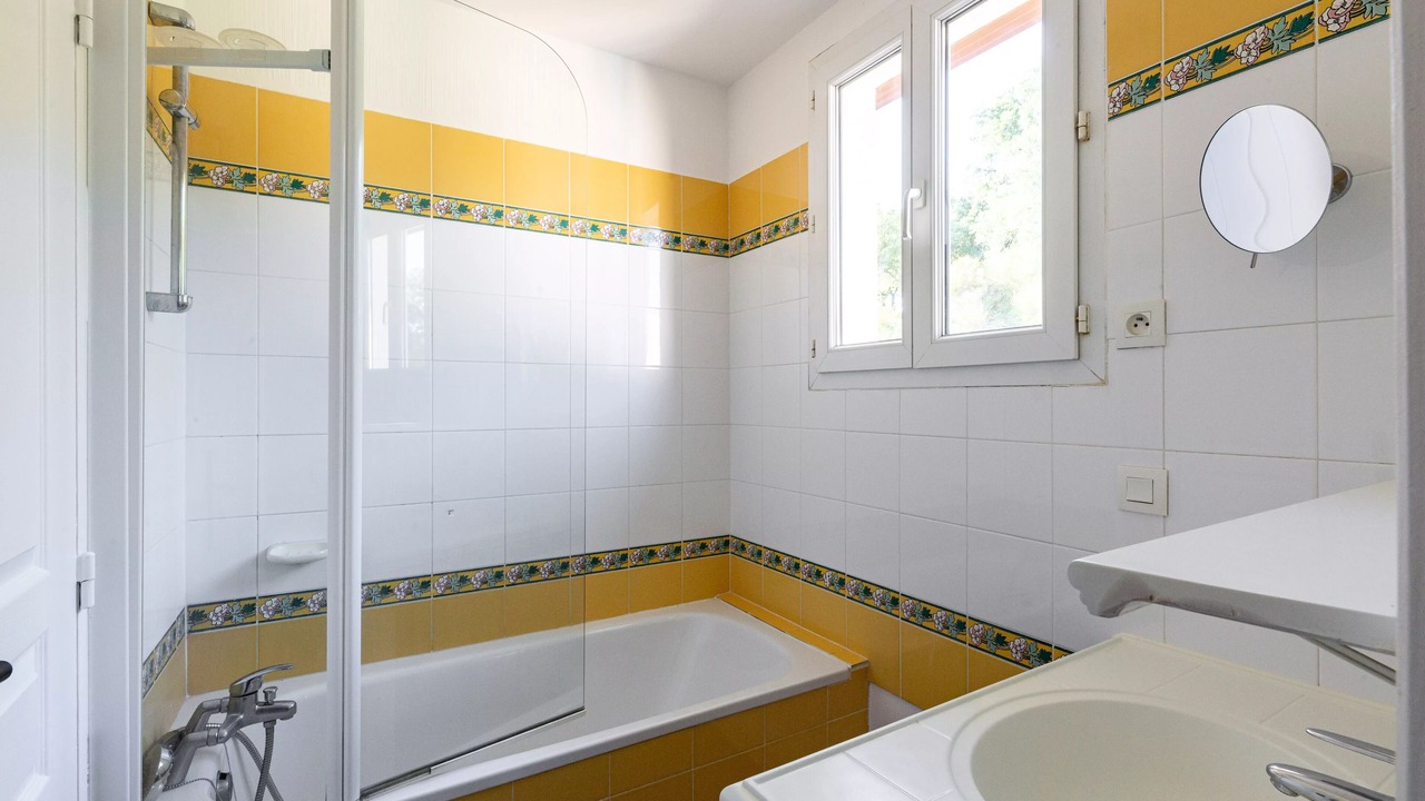 Photo of Bathroom in Les Restanques