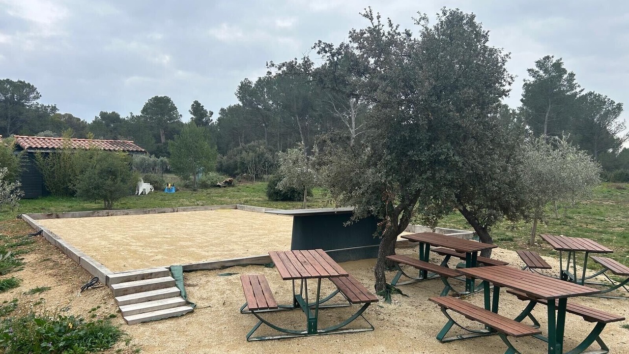 Photo of Outdoor in Lambesc