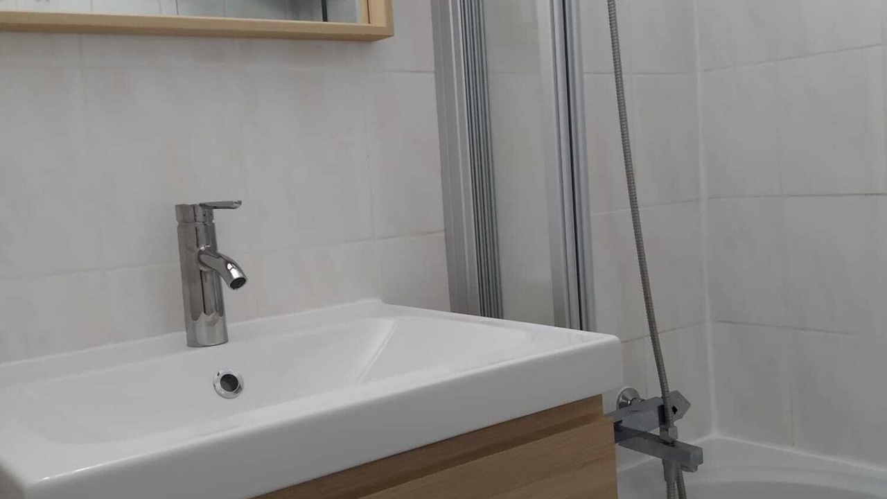 Photo of Bathroom in Embrun