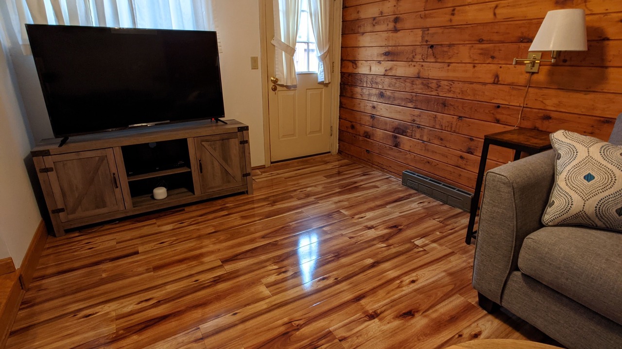 Photo of Livingroom in Saybrook Manor