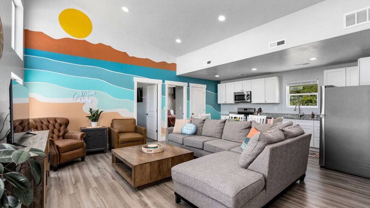 Photo of Livingroom in Sweetwater