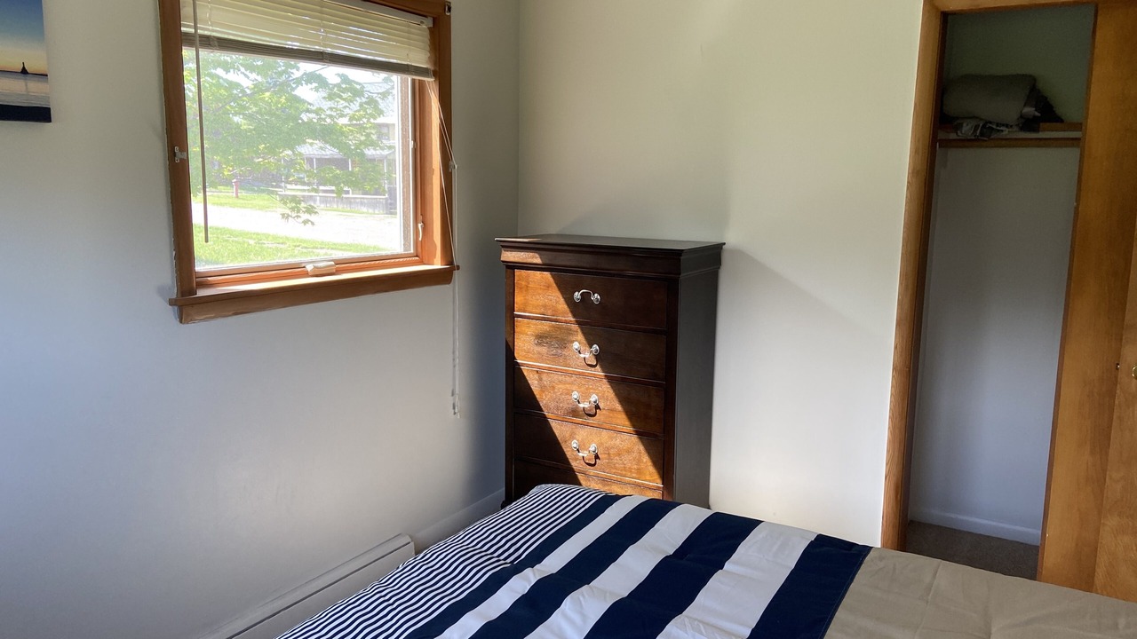 Photo of Bedroom in South Range