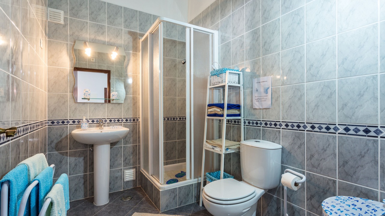 Photo of Bathroom in Estoi
