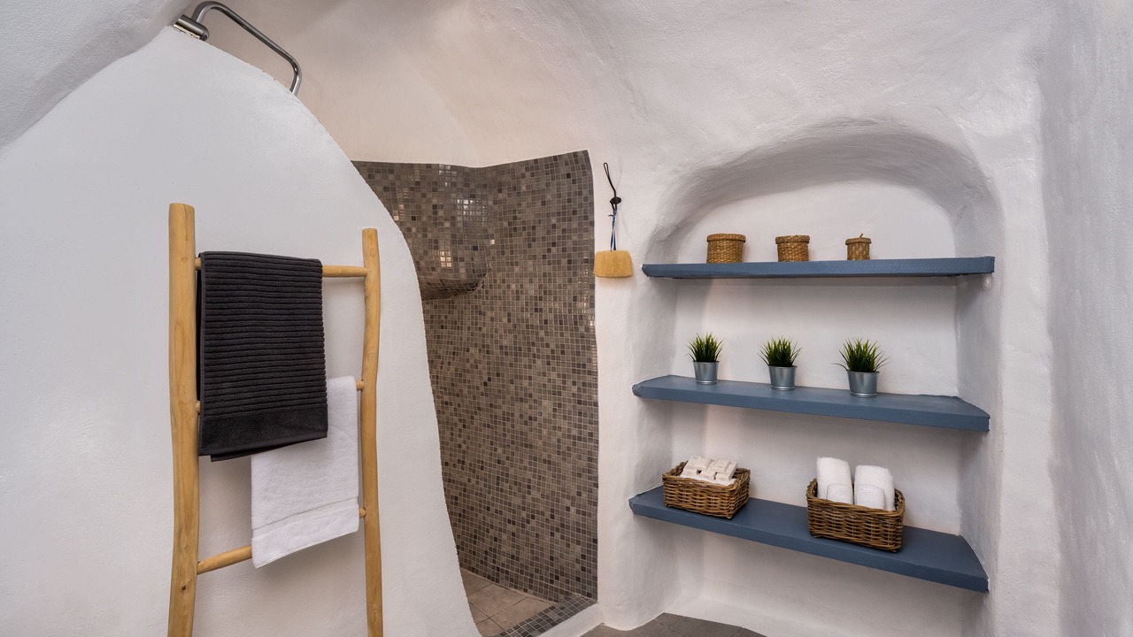 Photo of Bathroom in Messaria