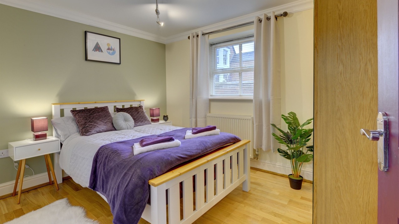 Photo of Bedroom in Leamington Spa